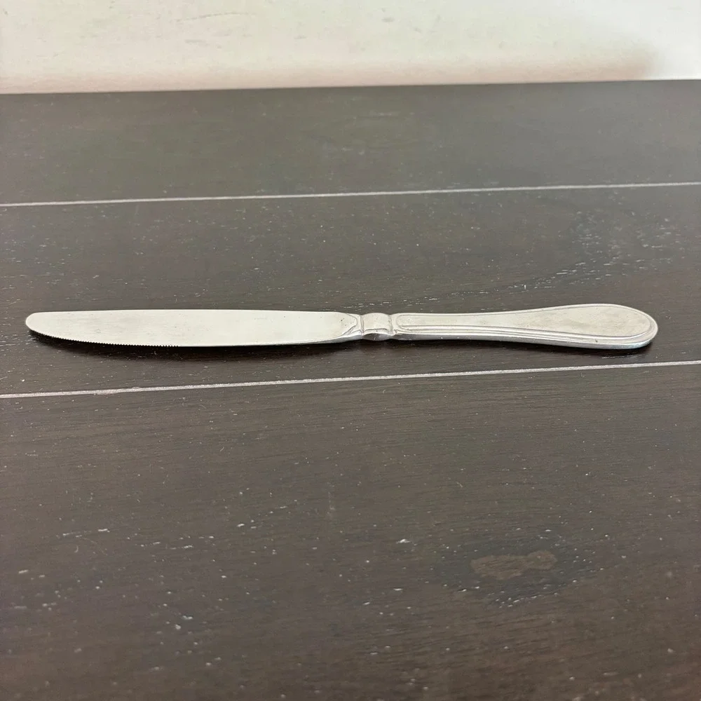 Cambridge Evanston | Stainless Korea Dinner Knife